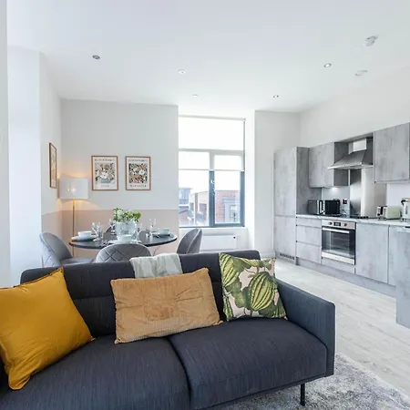 Leeds Haven Niche 1 2 Bedroom With Cityscape Views By Belvilla