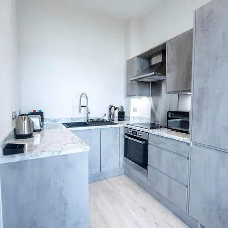 Leeds Haven Niche 1 2 Bedroom With Cityscape Views By Belvilla