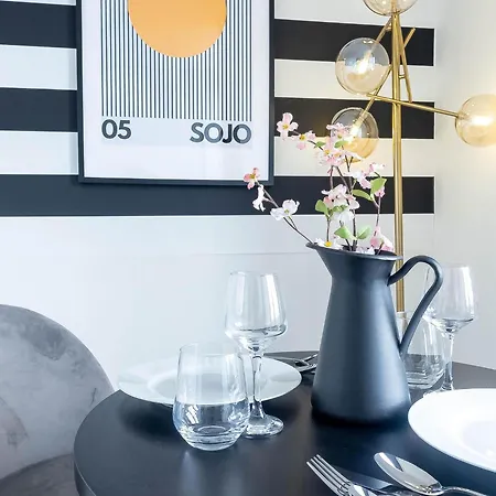 Leeds Haven Niche 1 2 Bedroom With Cityscape Views By Belvilla Apartment *